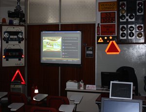 Sala de aulas teóricas Escola de Condução Automóvel de Macedo